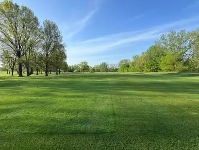 Sandstone Country Club - Hole 3 Fairway